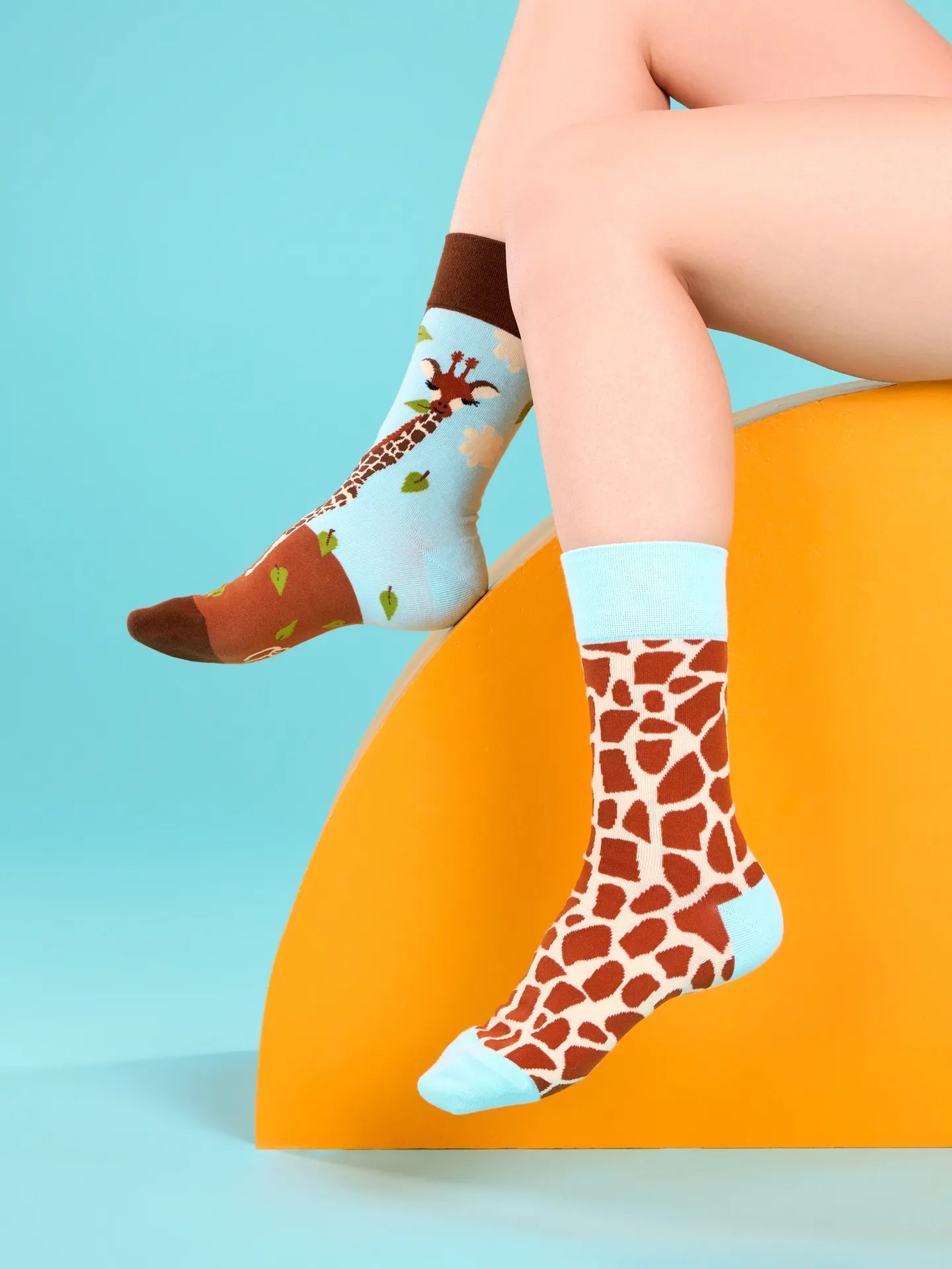 regular-socks-cute-giraffe-02-0d/0de2ed6d6a3838d8436135dd3f0d919854529fab