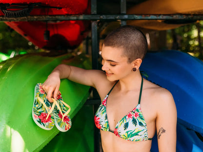 triangle-bikini-top-tropical-flowers-1f/1ffb77cca77af743960b6e3ef854ddc17c75ee0c