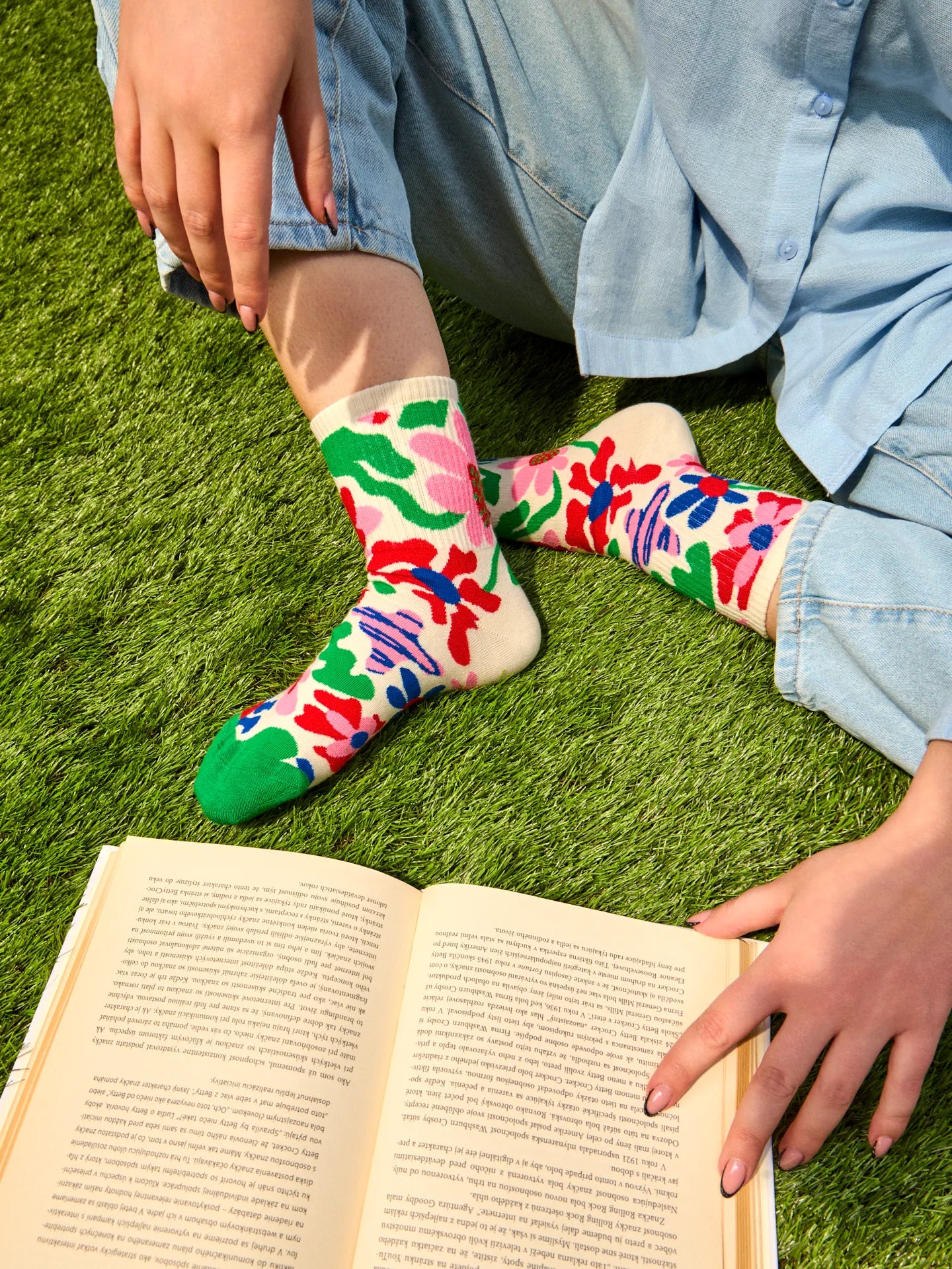 crew-socks-crazy-flowers-21/21fb469b4c0451918a50b6c8996bfb3e1779efe5