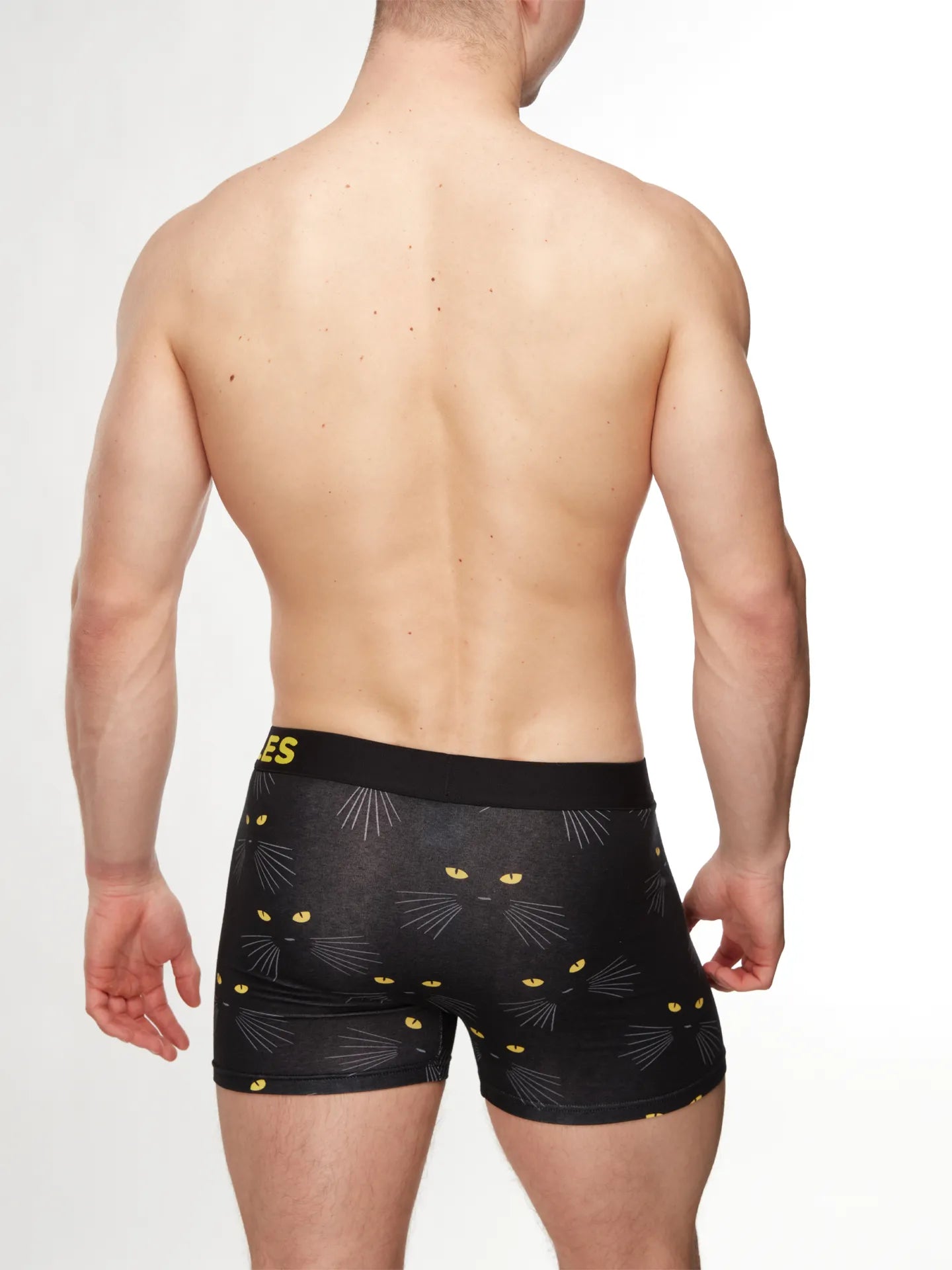 mens-trunks-cat-eyes-1-34/34e44f2c5ec1ef6a00607d0a721a729edee56b9d