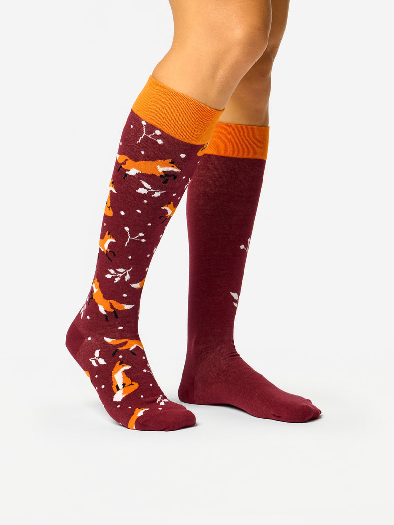 knee-high-socks-fox-leaves-5c/5c1e87c842b884c49f051c2828fefd454c55c6a1