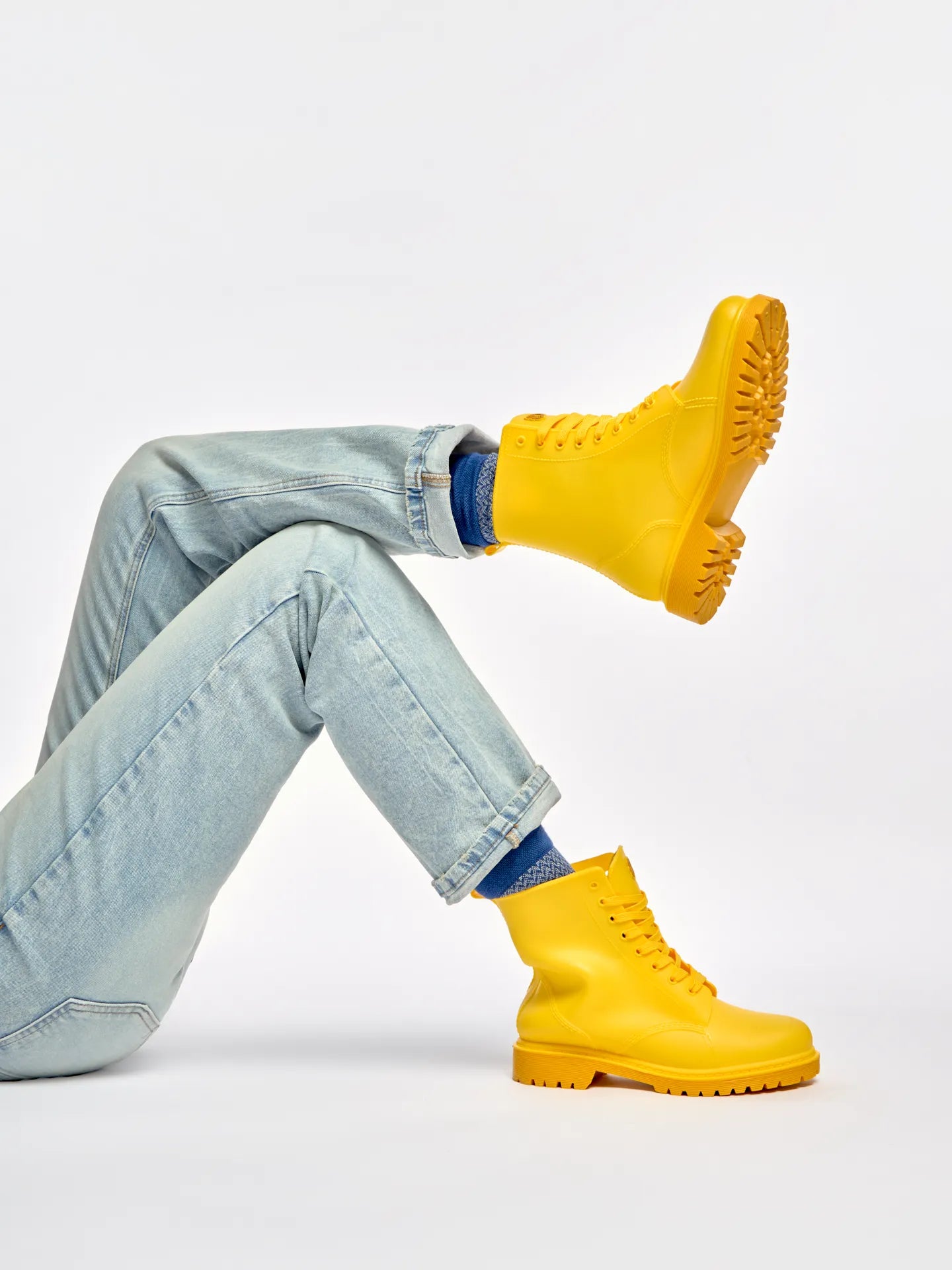 yellow-womens-rain-boots-85/85eefa7f6564a6e7ce75e54653fb961d8f903369