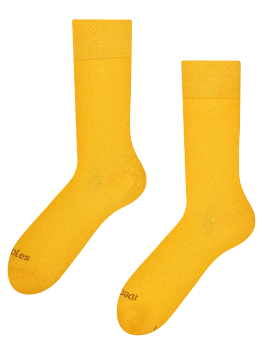 mustard-yellow-regular-socks-9e/9e6b5e586f11812ccdaec8d65e7bcfb8becdb4bf
