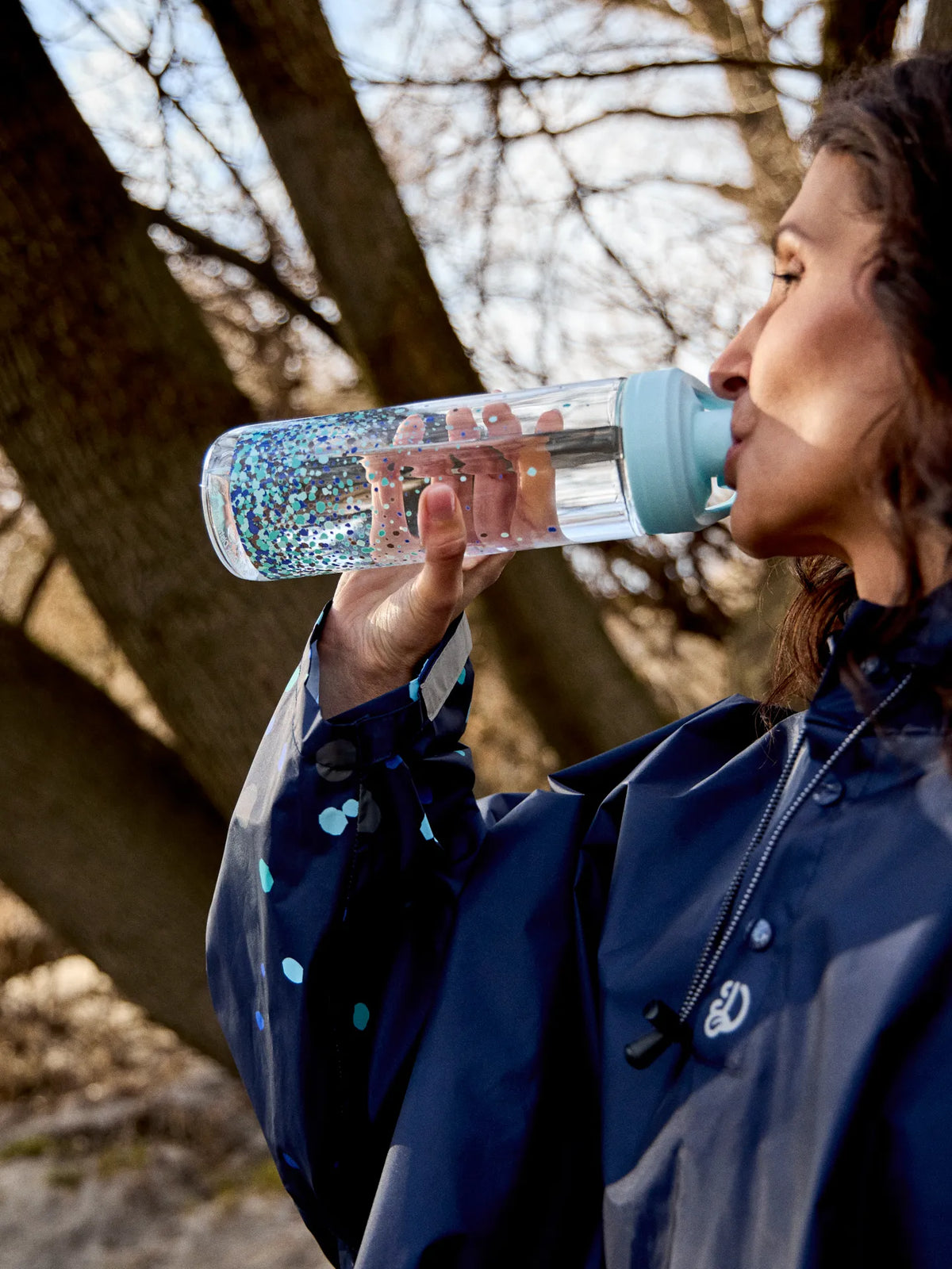 water-bottle-raindrops-700ml-bb/bb27fe565a4632126adecbb7b007f1ef93413ea0