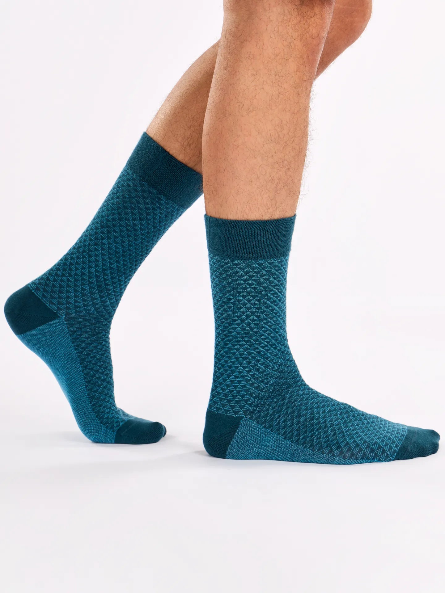 emerald-blue-jacquard-socks-eb/ebb4b2a6c240f9cc0a058103aa9fa22642a010e3
